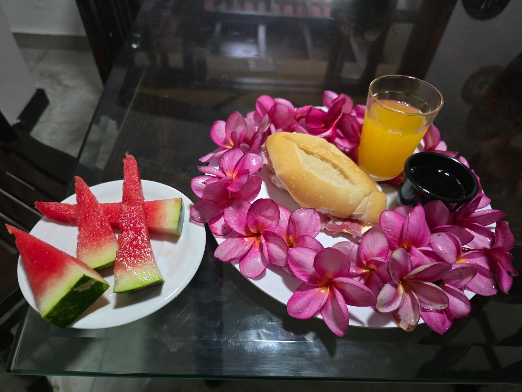 Hostel Praia Brava อาร์ไฮยัล โด กาโบ ภายนอก รูปภาพ